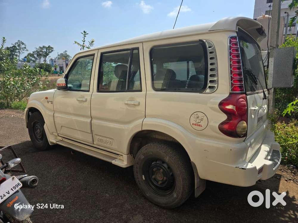 Mahindra Diesel Car 2011