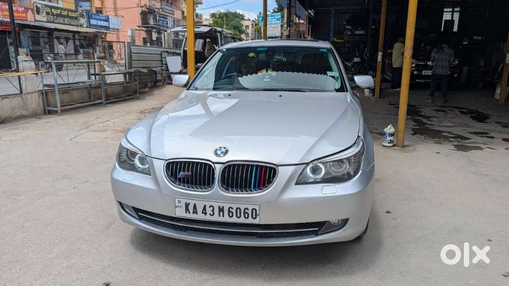 Bmw 530d •	Inline 6 Cylinder Common Rail Turbo Diesel