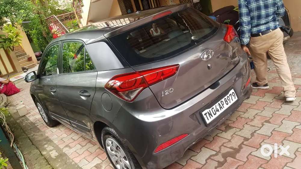 Hyundai I20 2015 Petrol Well Maintained 58000 Km Driven 2nd Owner