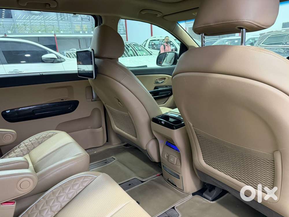 Kia Carnival Limousine, 2021, Diesel