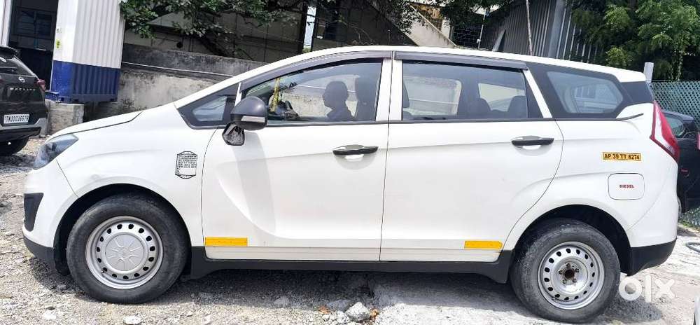 Mahindra Marazzo M2, 2021, Diesel
