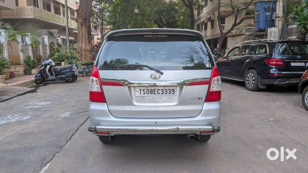 Toyota Innova 2.5 Ev (diesel) Ps 8 Seater Bs Iv, 2014, Diesel