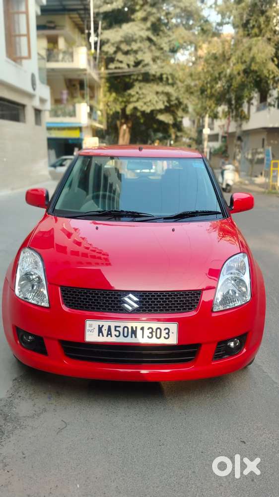 Maruti Suzuki Swift Vxi + Manual, 2011, Petrol