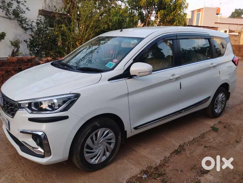 Maruti Suzuki Ertiga Vxi 2025