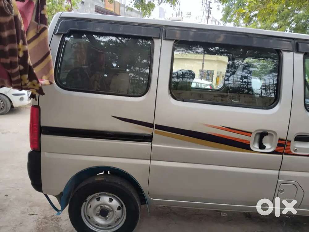 Maruti Suzuki Eeco 2022 Cng & Hybrids 80000 Km Driven