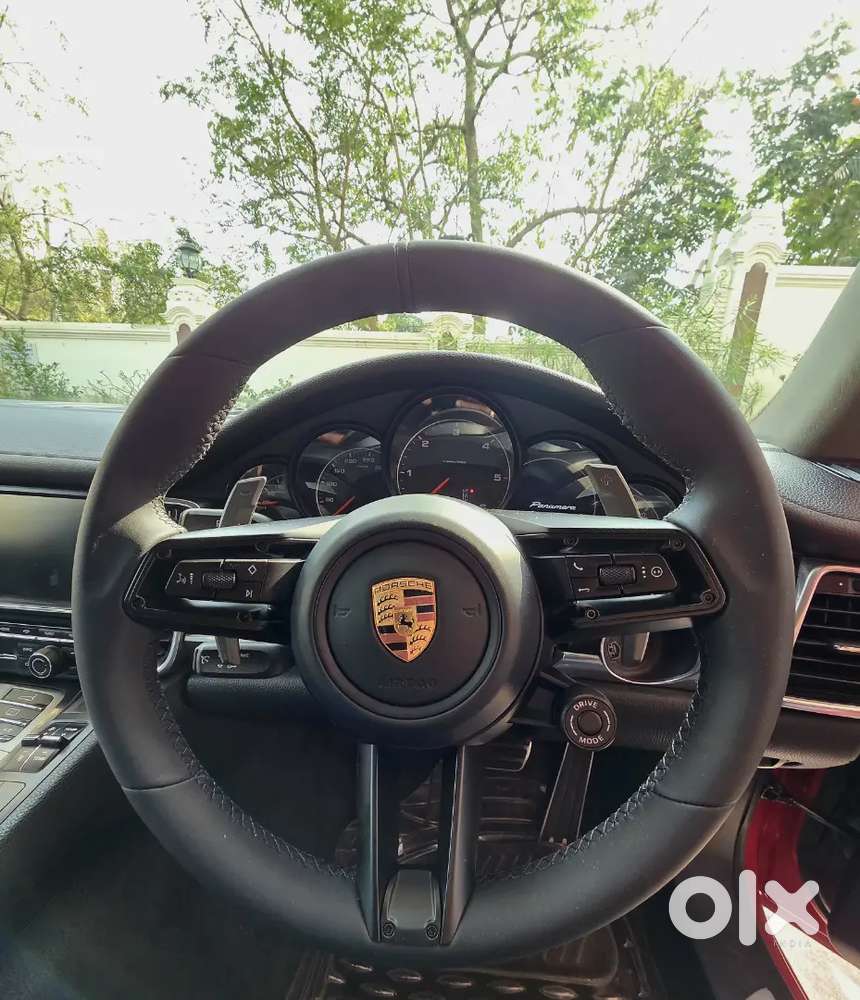 Porsche Panamera V6 Diesel In Carmine Red