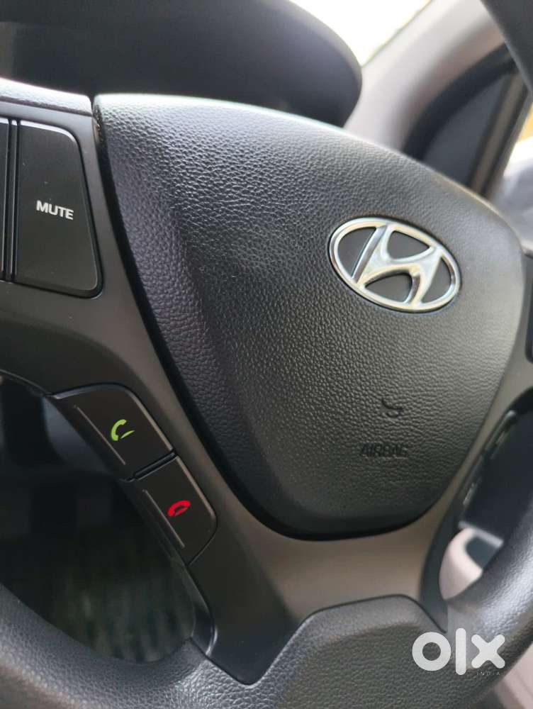 Hyundai Grand I10 Sportz(o) 1.2 Mt, 2017, Petrol