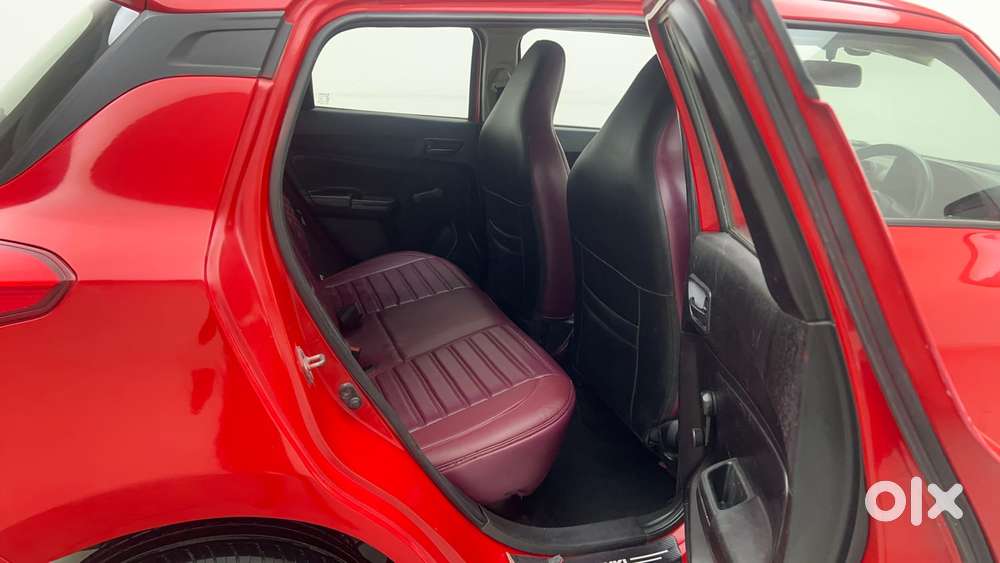 Maruti Suzuki Swift 1.3 Lxi, 2022, Petrol