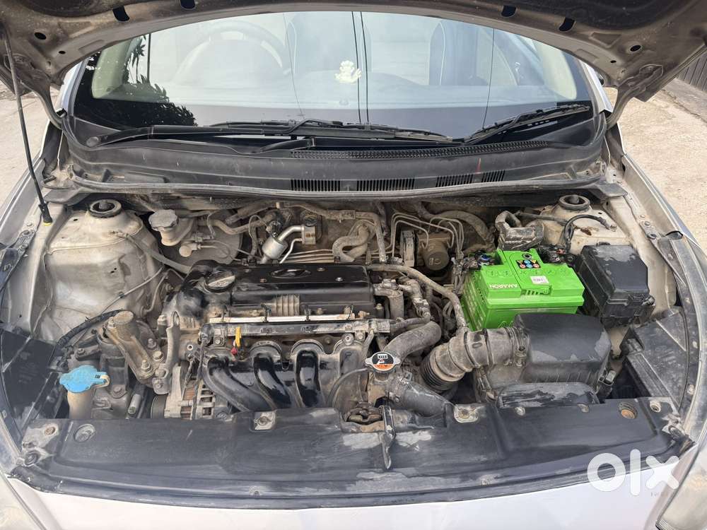 Hyundai Verna Vtvt 1.6 Sx, 2012, Petrol