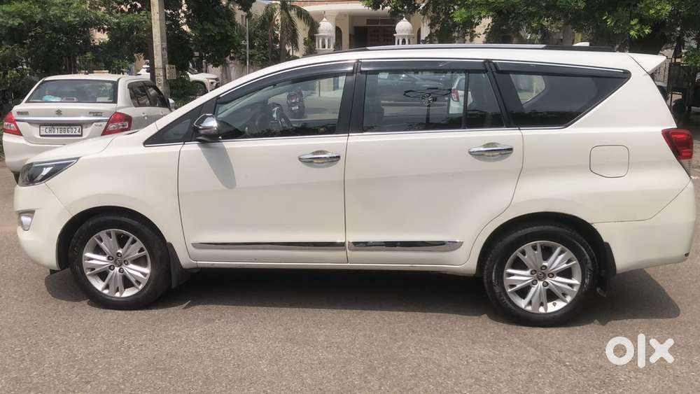 Toyota Innova Crysta 2.8z Automatic 2019