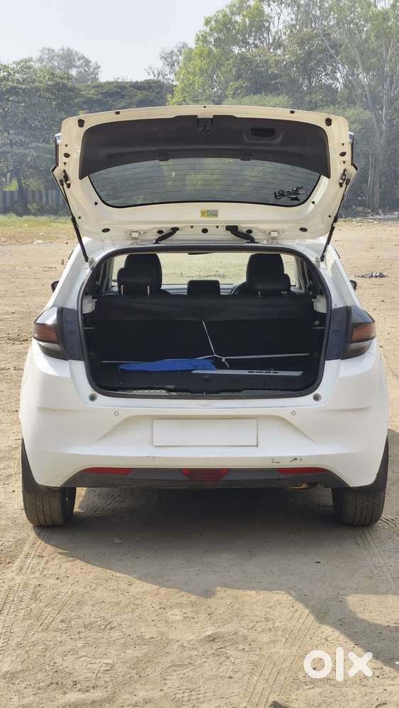 Tata Altroz Xz Plus (o) (s) Icng, 2023, Cng & Hybrids