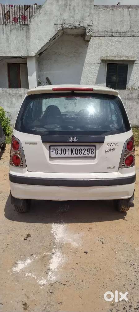 સેન્ટ્રો ગાડી 2012 મોડલ છે વીમો નથી પેટ્રોલ સીએનજી બંનેમાં ચાલુ છે