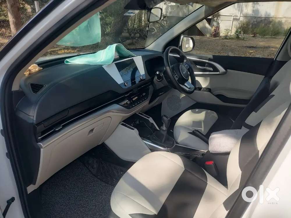 Kia Carens Prestige 2023 First Owner Single Handed Used