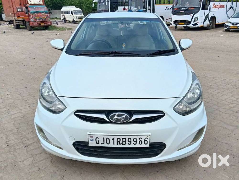 Hyundai Verna 1.6 Sx (o) Crdi At, 2013, Diesel
