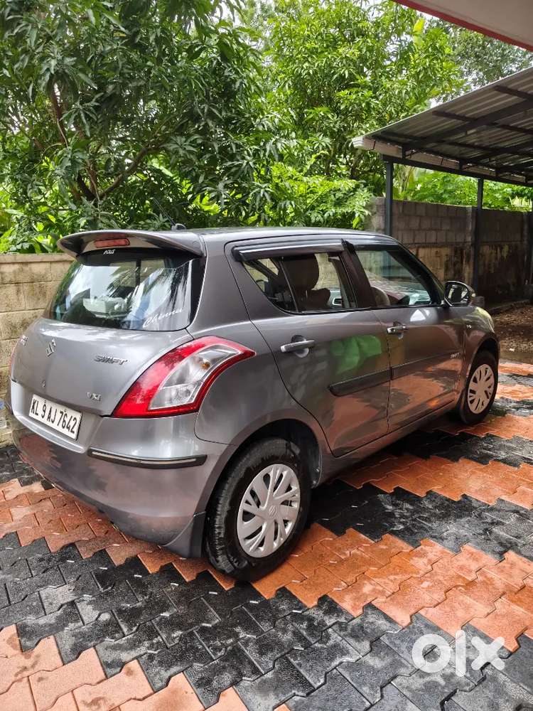 Maruti Suzuki Swift 2015 Vxi Abs