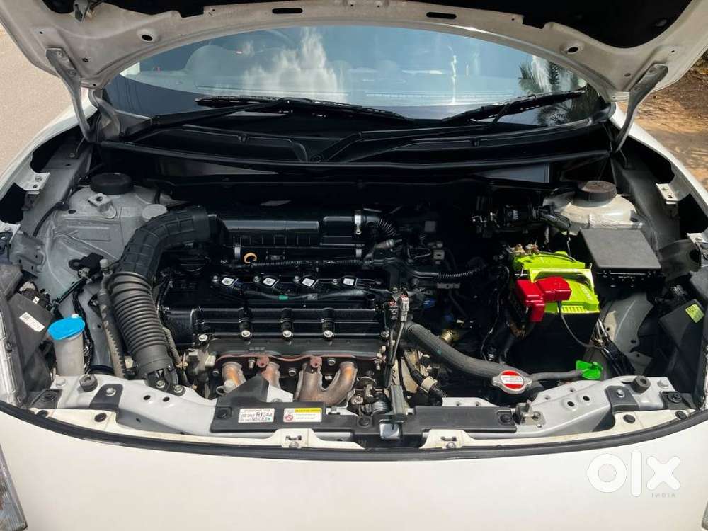 Maruti Suzuki Swift Vxi Abs Bsiv, 2020, Petrol