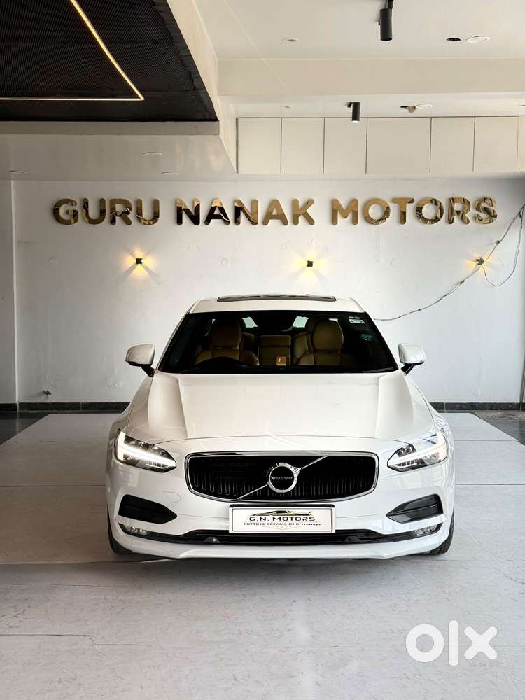Volvo S90 D4 Momentum, 2019, Diesel
