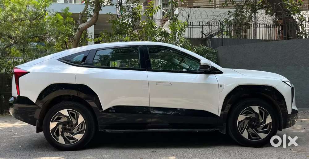 Mahindra Xev 9e Pack Two, 2025, Electric