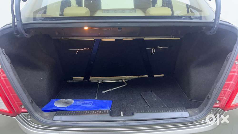 Maruti Suzuki Dzire 1.2 Vxi Amt, 2017, Petrol