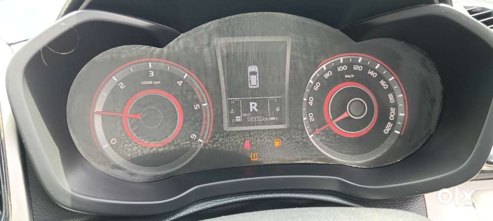 Mahindra Xuv300 W8 (o) 1.5 Diesel Amt, 2019, Diesel
