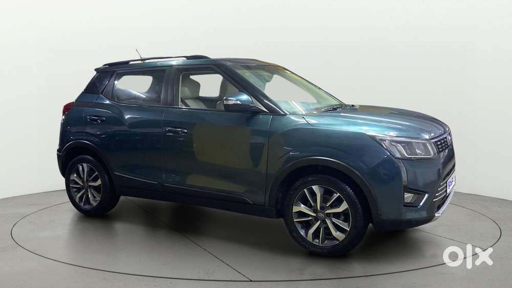 Mahindra Xuv300 1.2 W8 (o) Amt Petrol, 2021, Petrol