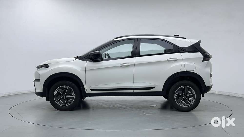 Tata Nexon Creative Plus 1.2 Petrol 6mt Dark Edition, 2024, Petrol