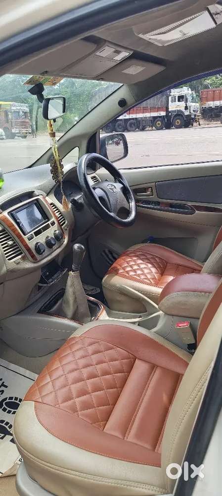 Toyota Innova Diesel 2012