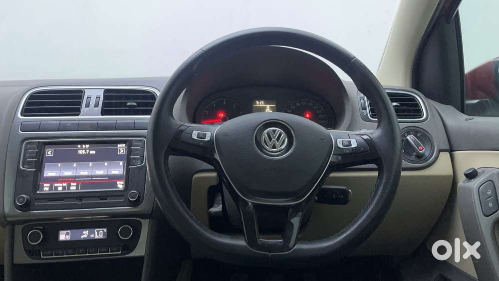 Volkswagen Vento 2010-2013 Petrol Highline At, 2021, Petrol