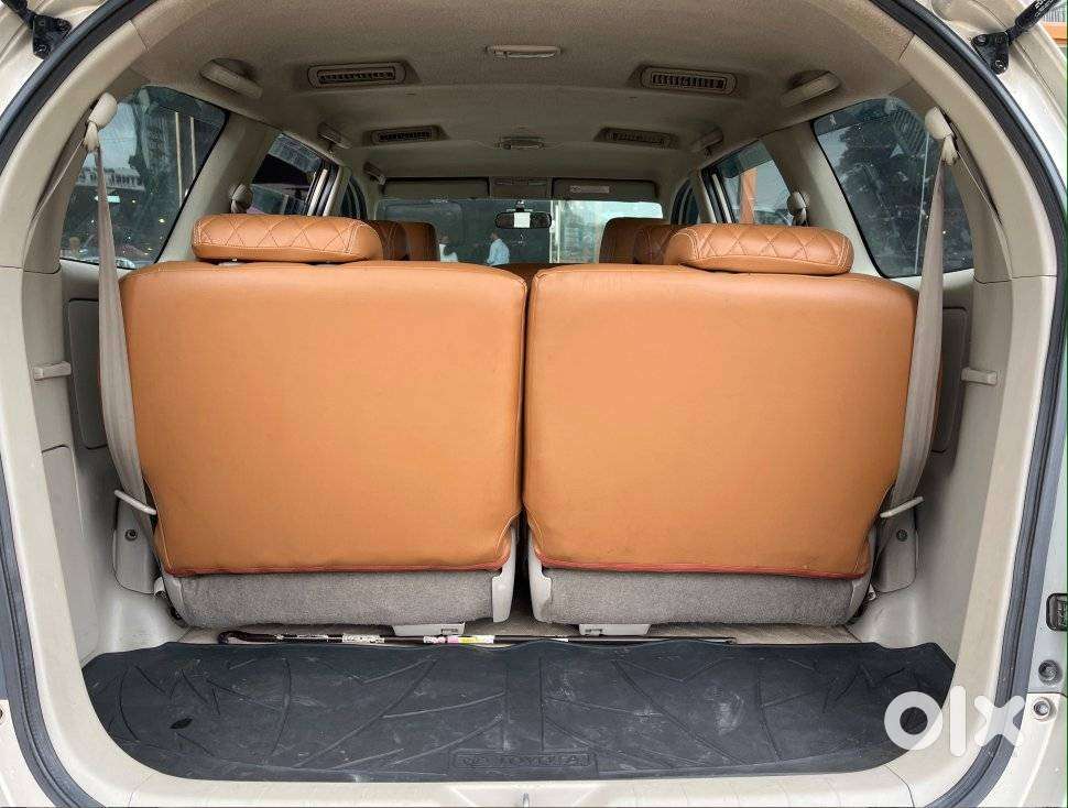 Toyota Innova 2.0 Gx (petrol) 8 Seater Bs Iv, 2014, Diesel