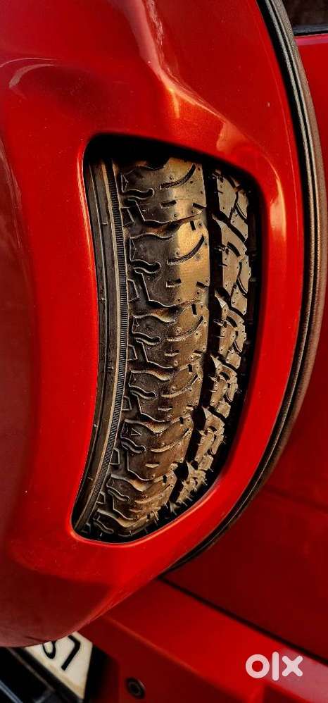 Mahindra Tuv 300 T8 Amt (automatic), 2016, Diesel