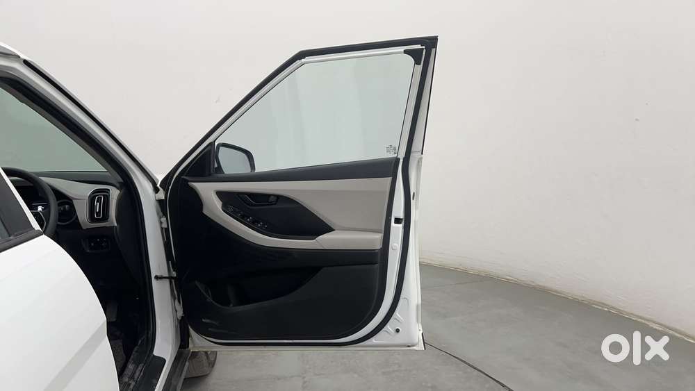 Hyundai Creta 1.5 Ex Petrol, 2023, Petrol