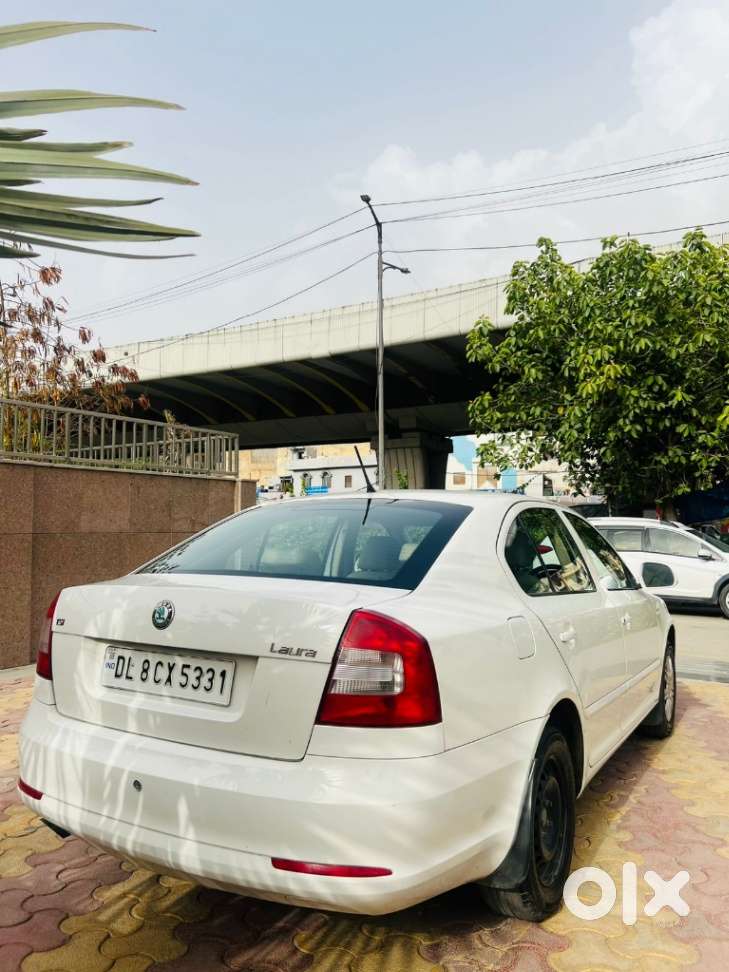 Skoda Laura Tsi Ambition At, 2012, Petrol