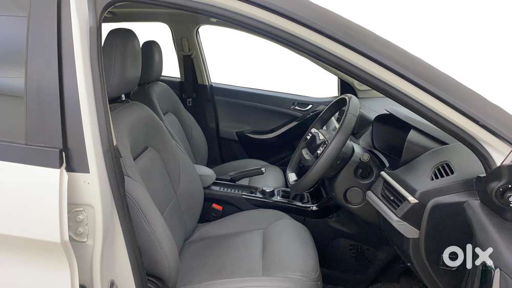 Tata Nexon Fearless S Purple 1.2 Revotron Petrol 6mt Dual Tone, 2025..