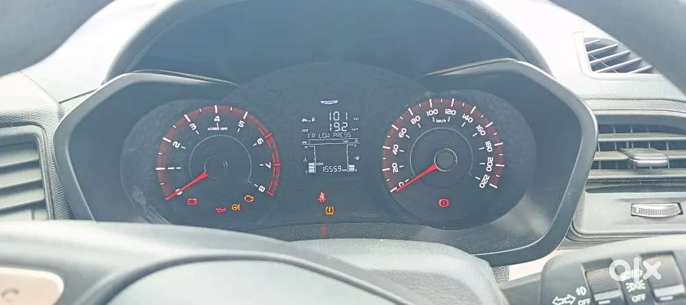Mahindra Xuv300 2023 Petrol Manual