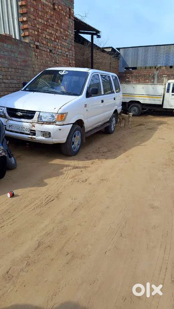 Good Condition 2009 Newo Battery  Engine Gear Ok Pb Number