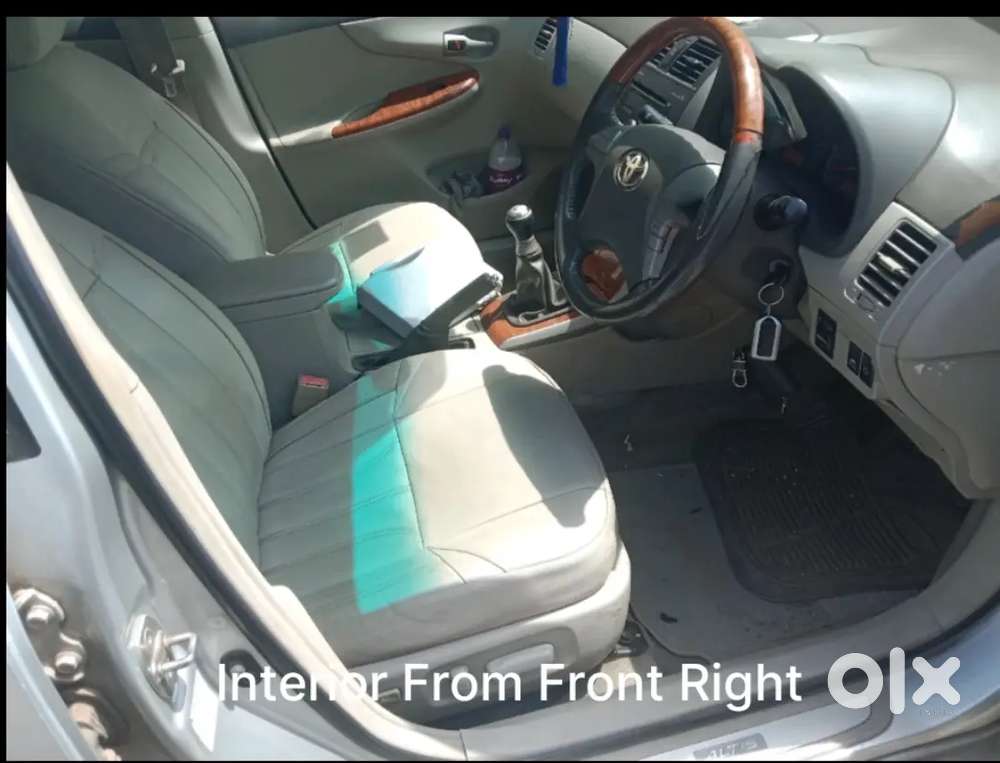 Toyota Corolla Altis 2011 Manual Petrol