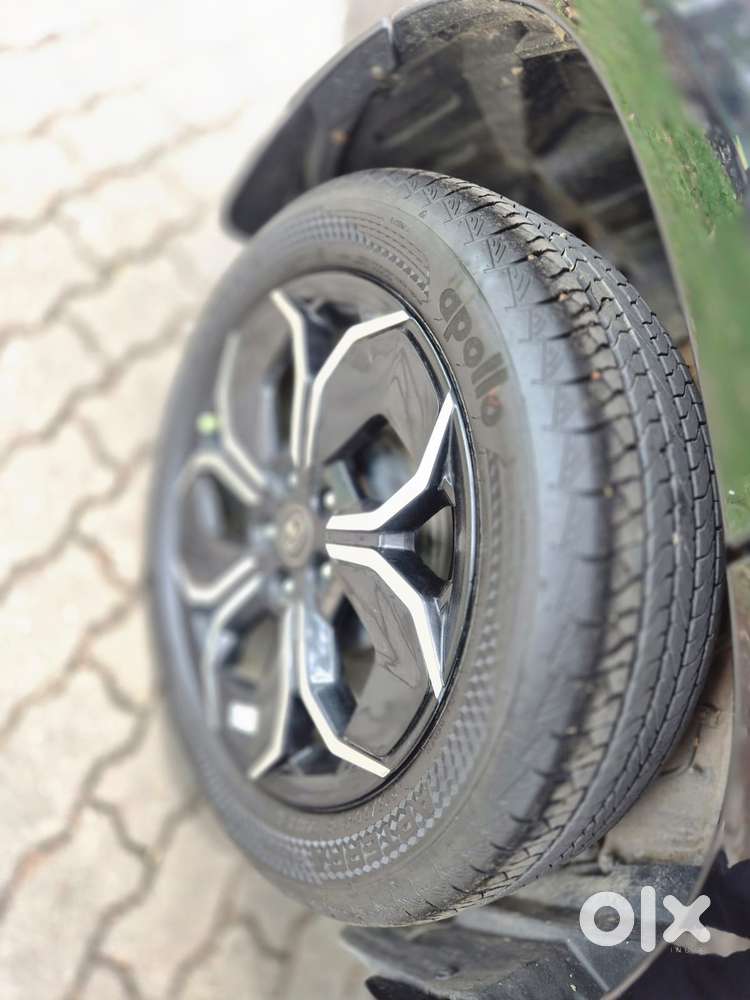 Tata Curvv Creative Plus S 1.2 Revotron Petrol 7dca, 2024, Petrol