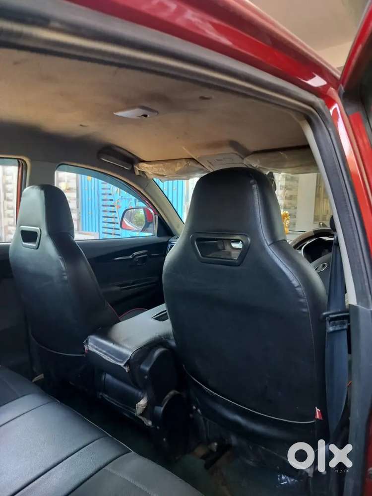 Mahindra Kuv100 Nxt 2017 Petrol 75000 Km Driven