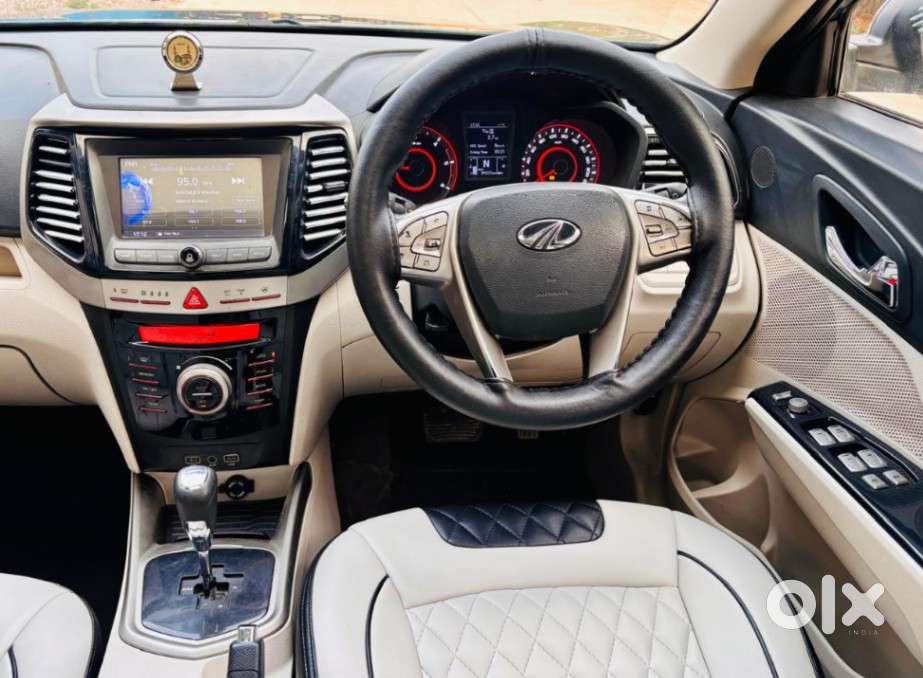 Mahindra Xuv300 W8 (o) 1.5 Diesel Amt, 2019, Diesel