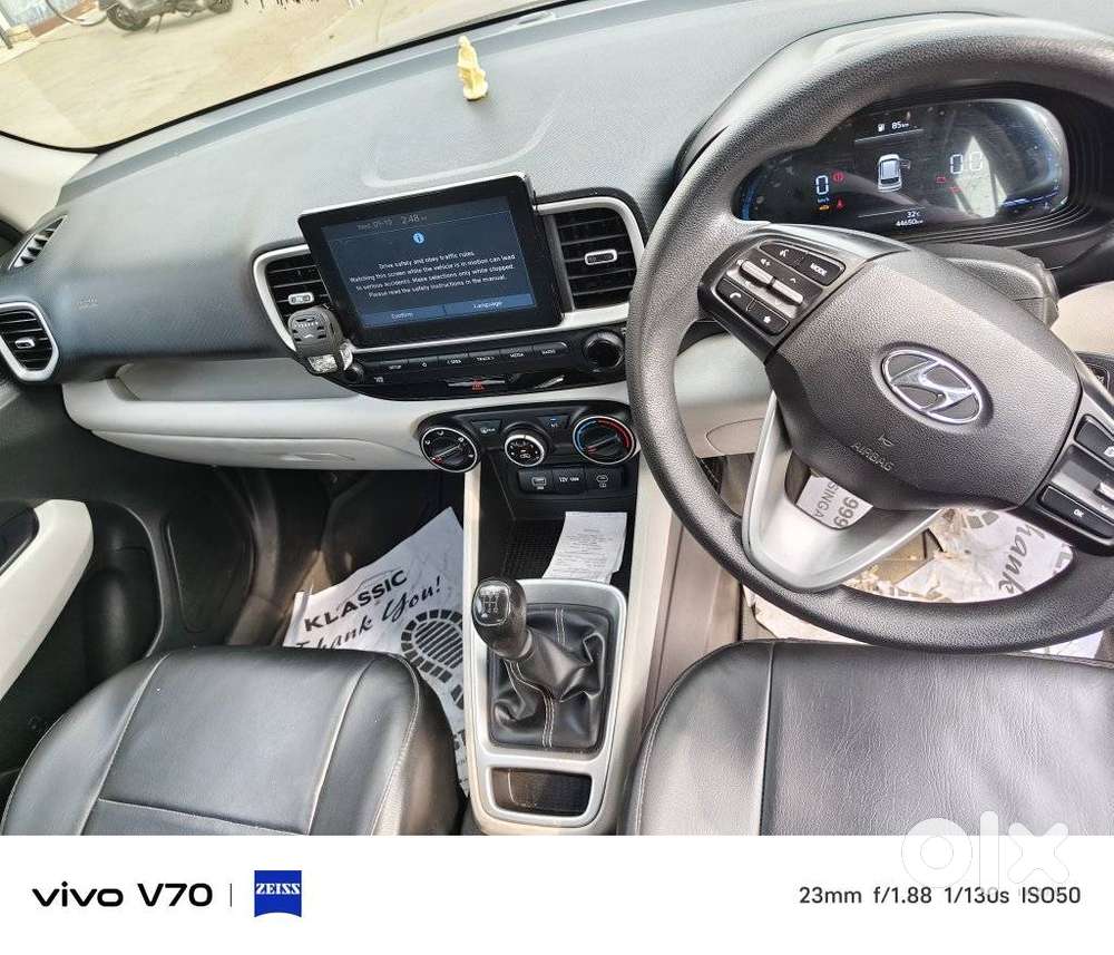 Hyundai Venue S, 2022, Petrol