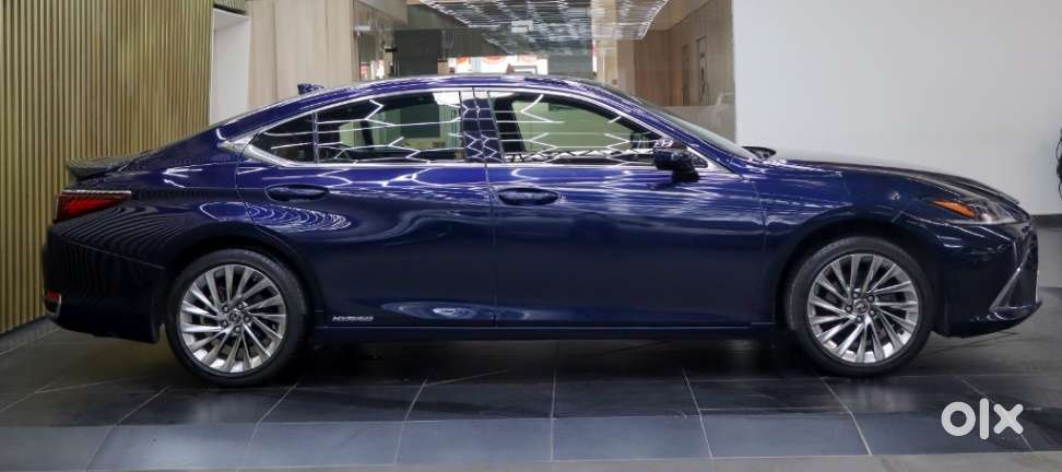 Lexus Es 300h Luxury, 2021, Cng & Hybrids