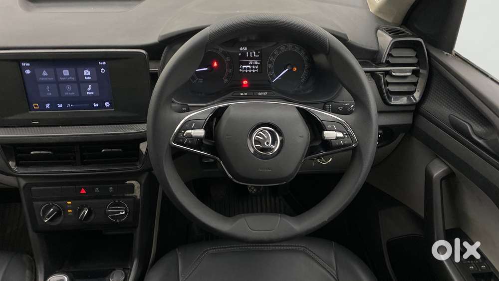 Skoda Kushaq 1.0 Tsi Active, 2022, Petrol