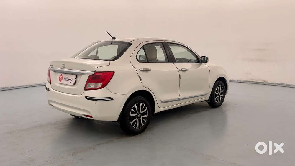 Maruti Suzuki Dzire Vxi Ags, 2022, Petrol