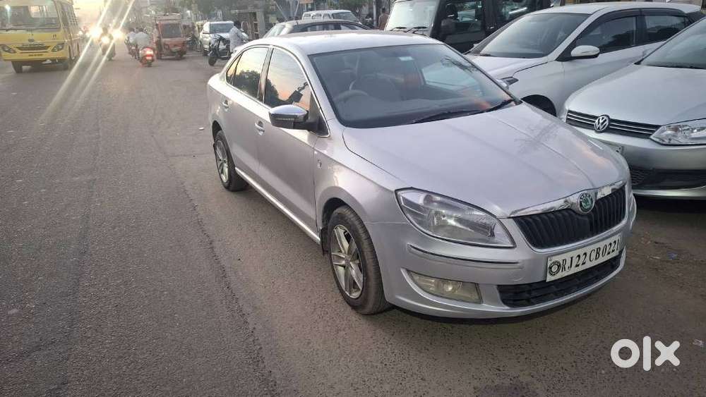 Skoda Rapid 1.6 Mpi Ambition, 2012, Diesel