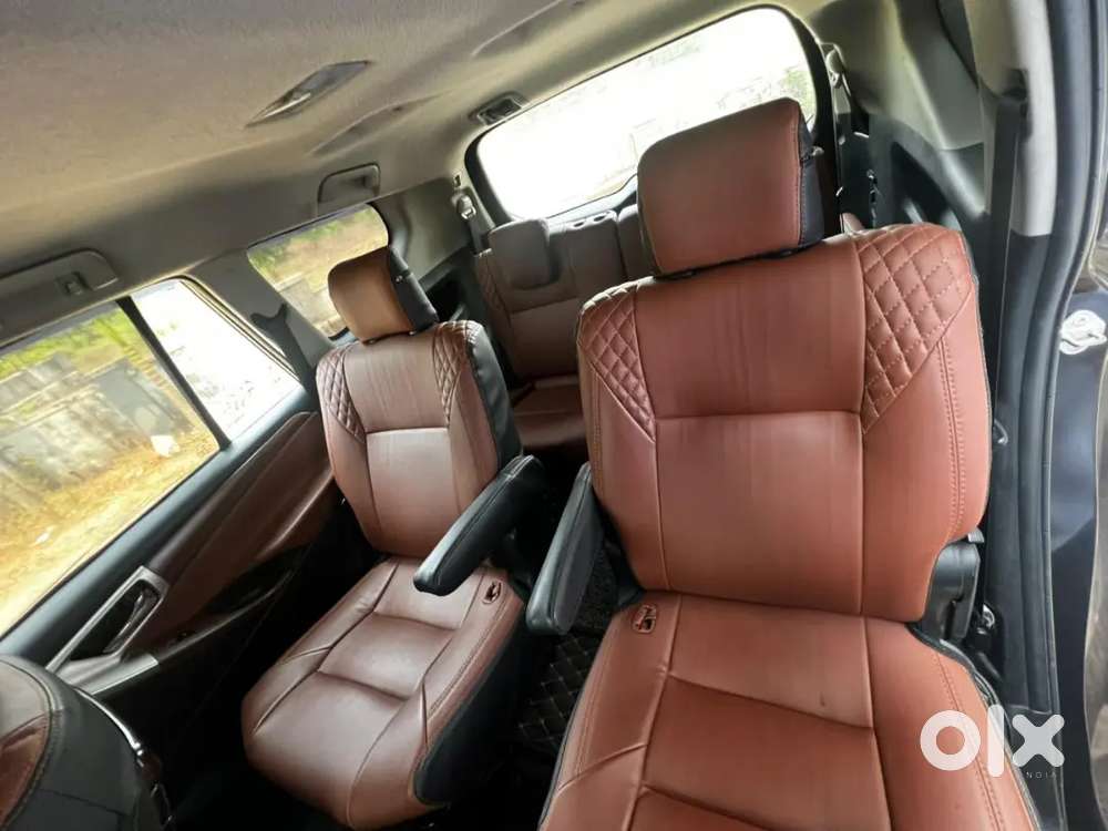 Toyota Innova Crysta 2016