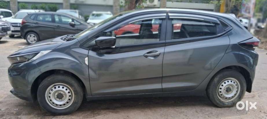 Tata Altroz Xe Cng, 2024, Petrol