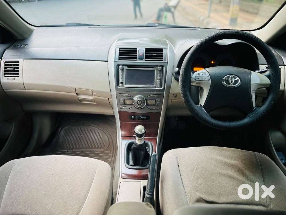 Toyota Corolla Altis G, 2013, Petrol