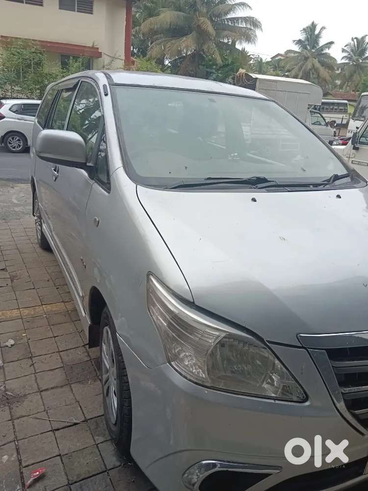 Toyota Innova 2010 Diesel 37600 Km Driven