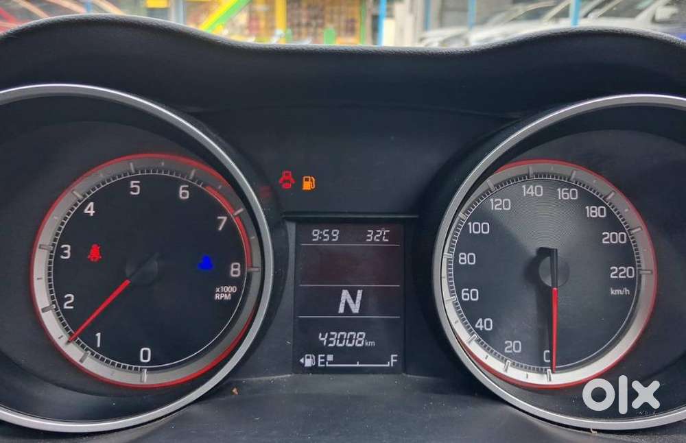Maruti Suzuki Swift Amt Vvt Zxi, 2020, Petrol