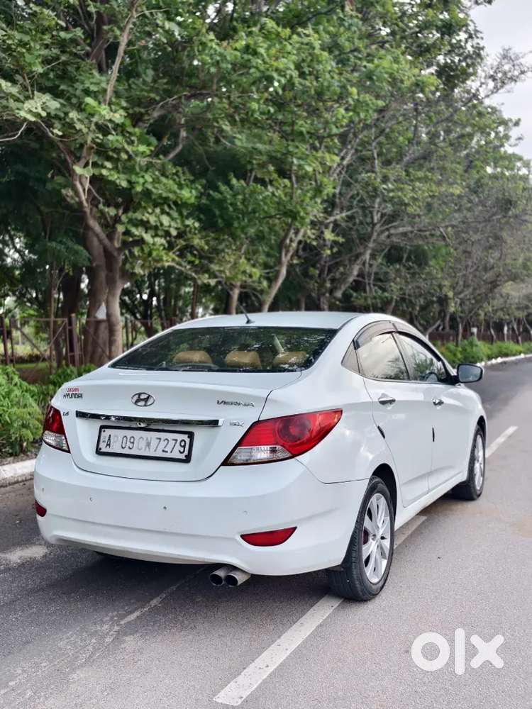 Hyundai Verna 1.6 Sx 2012
